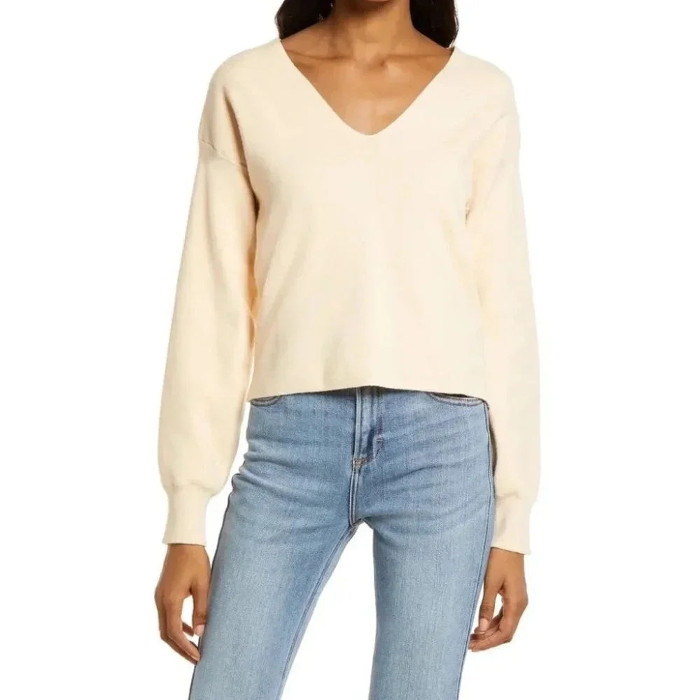 🌟✨2 for $30✨🌟 Frank & Oak Oatmeal V-neck Compact Sweater